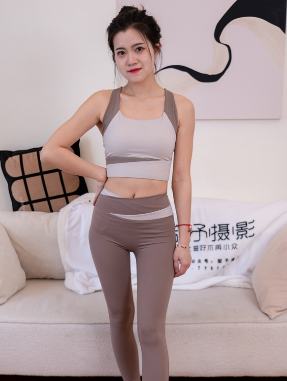 迈开腿尝尝你的草莓是什么感觉