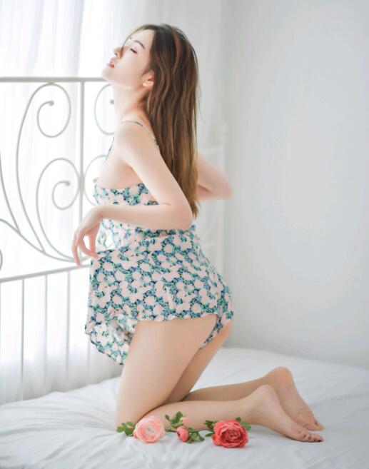 亚洲自慰喷水