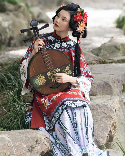 伊人色综合一区二区三区